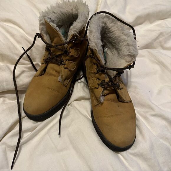 Sorel tan/brown granola girl ankle boots/shoes - Picture 1 of 11
